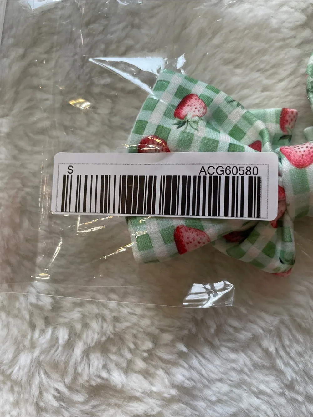 Griffy & Drak Green Gingham Strawberry Bow for Pets